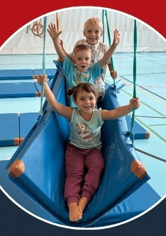 offene Turnhalle für Kinder